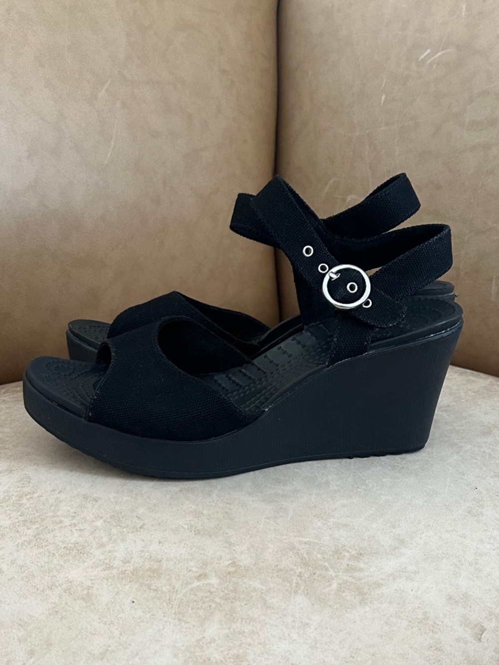 CROCS Hanalei Canvas Wedge Sandals Black 10 Lightweight Comfy Casual Summer - Picture 4 of 10